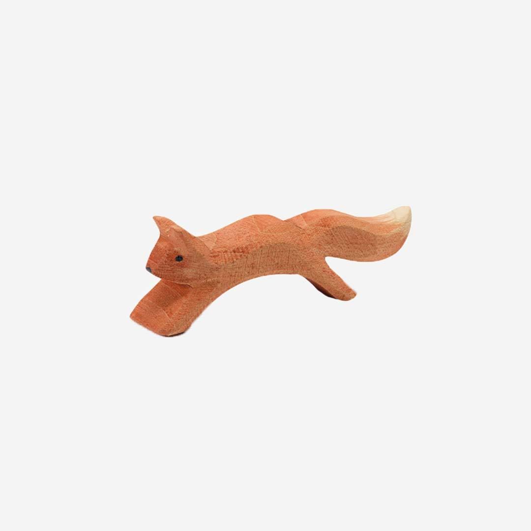 Holzfigur Eichhörnchen springend von Ostheimer Lila Lämmchen Onlineshop