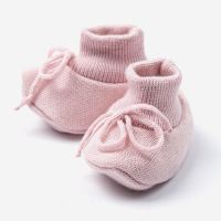 Baby Schühchen von Selana aus Wolle/Seide in rosé