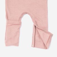 Baby Anzug mit Beinumschlag von Lilano aus Wolle/Seide in dusty rose 3