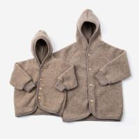 Baby Kapuzenjacke von Engel aus Wollfleece mit Holzknöpfen in grau