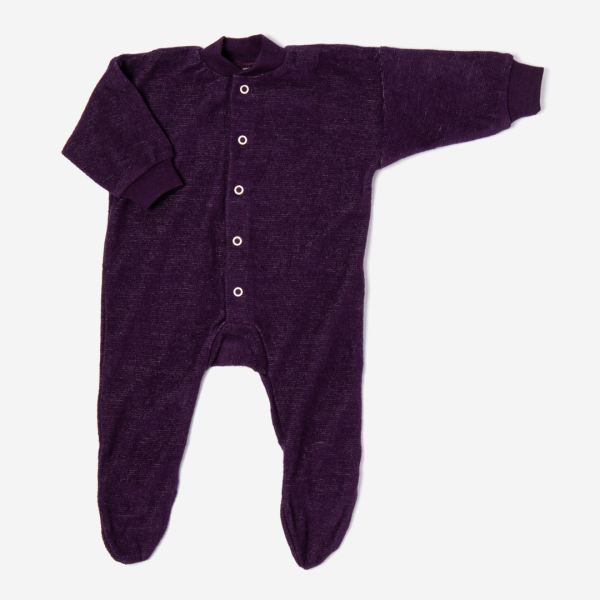 Baby Schlafanzug mit Fuß von Cosilana aus Wollfrottee in pflaume