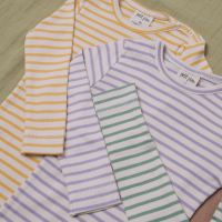 Baby und Kinder Langarm Shirt von Petit Piao aus Bio-Baumwolle/Modal in Ringel lavender/cream