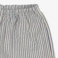 Kurze Hose ACE von Konges Sløjd aus Bio Baumwolle in stripe blue Detail